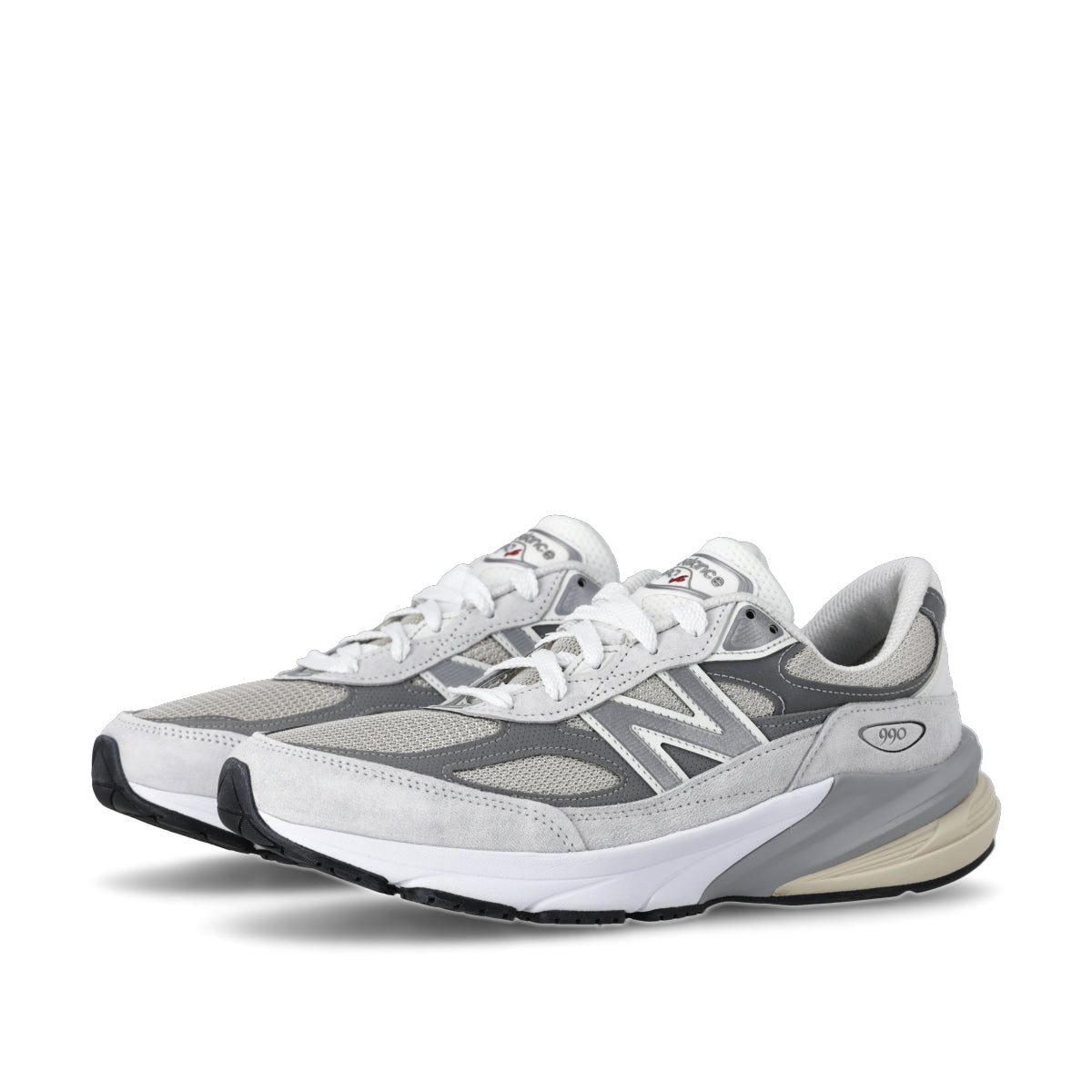 New Balance 990V6